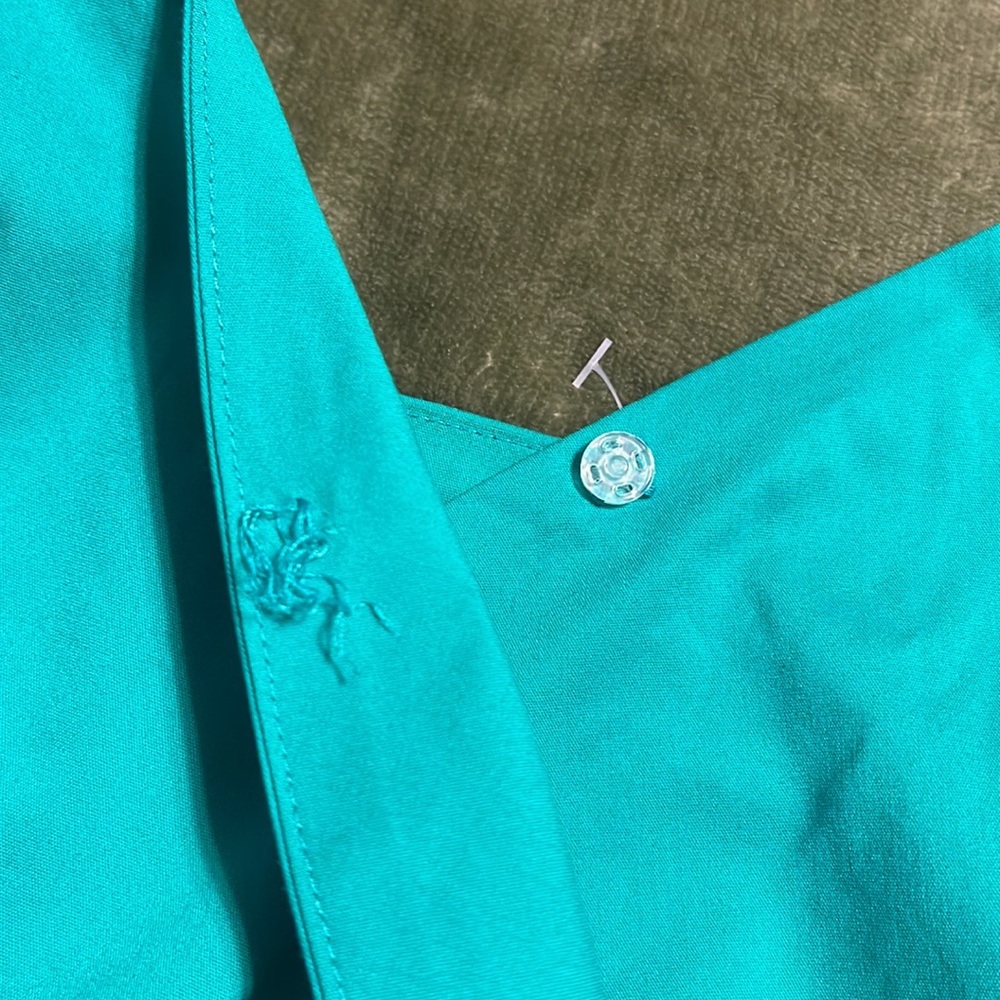 Shirt - Picture 5 of 6